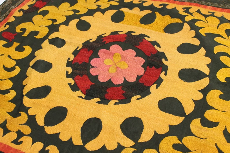 Embroidered wall hanging - Image 3