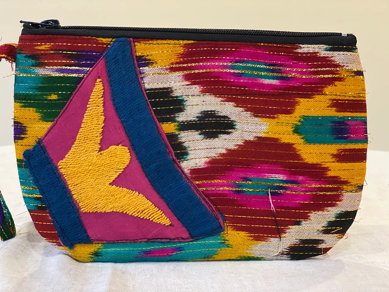 Oinacha - Mirror. The embroidery wallet for ladies with vintage fabric - Image 2