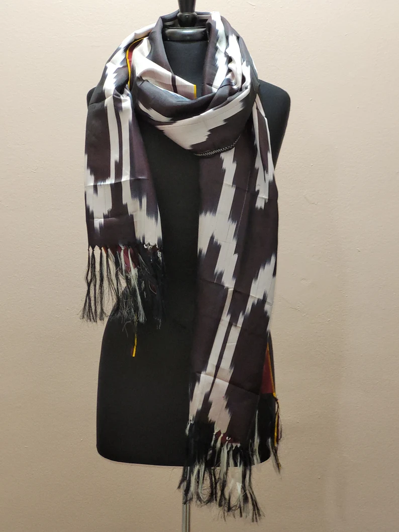 Elegant Antique Silk Scarf "Shomu Sahar"