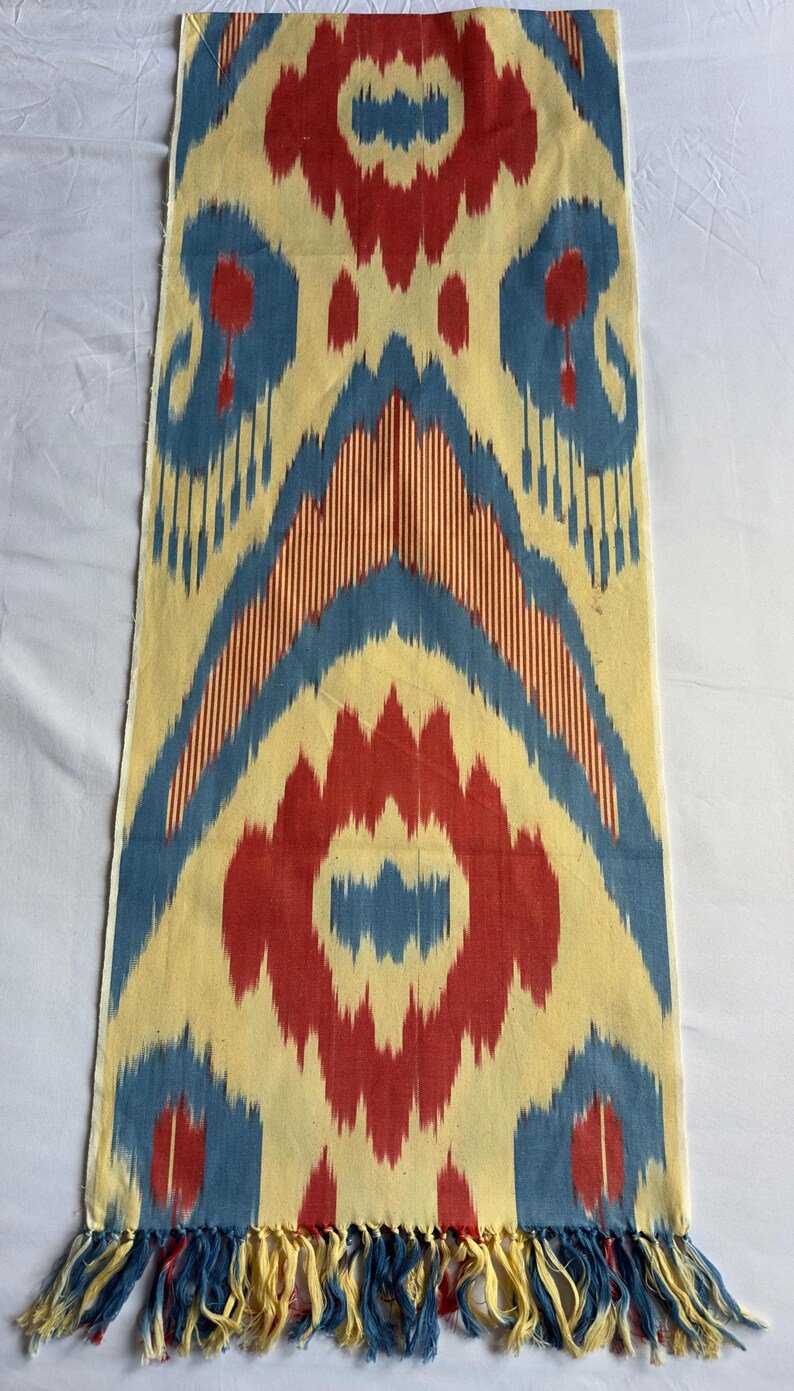 Elegant Ikat Scarf - Image 2